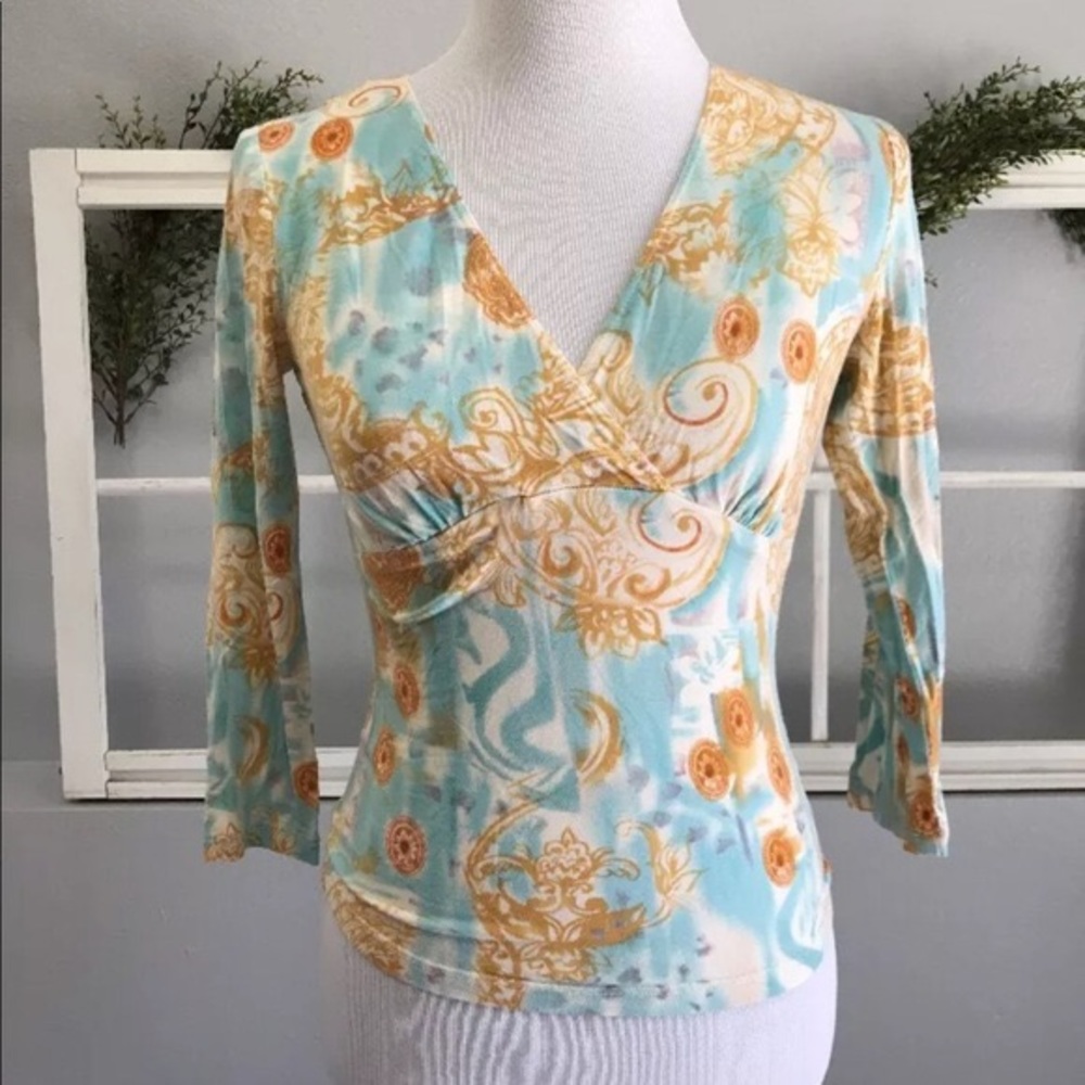 Cabi Knit S top 3/4  crossover paisley V neck 332